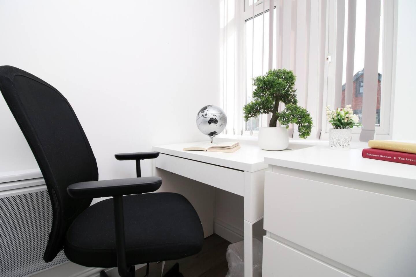 Modern Guesthouse, Fast Wi-Fi, Street Free Parking, Central, Fully Equipped Кардифф Экстерьер фото